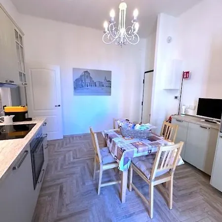 Appartamento Brand New !!! Ancient Liberty Style Completely Renovated 2025 *
