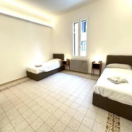 Brand New !!! Ancient Liberty Style Completely Renovated 2025 Apartment Bologna