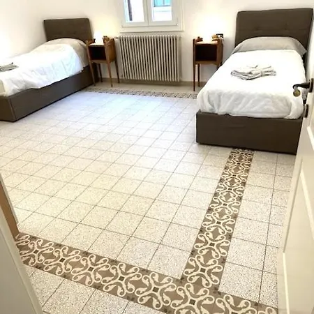 Brand New !!! Ancient Liberty Style Completely Renovated 2025 Bologna