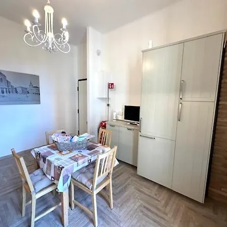 Brand New !!! Ancient Liberty Style Completely Renovated 2025 Apartment Bologna